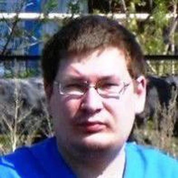 Смирнов Дмитрий Вячеславович — Стоматолог, Цивильск