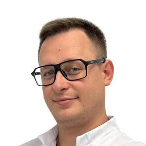 Панфилов Артём Игоревич — Травматолог, Детский ортопед, Детский травматолог, Кистевой хирург, Ортопед, Санкт-Петербург
