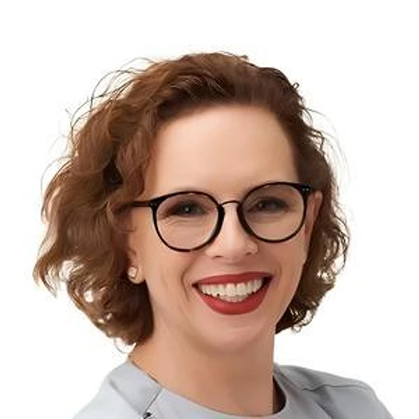 Волкова Юлия Валерьевна — Стоматолог-хирург, Пародонтолог, Стоматолог-имплантолог, Санкт-Петербург