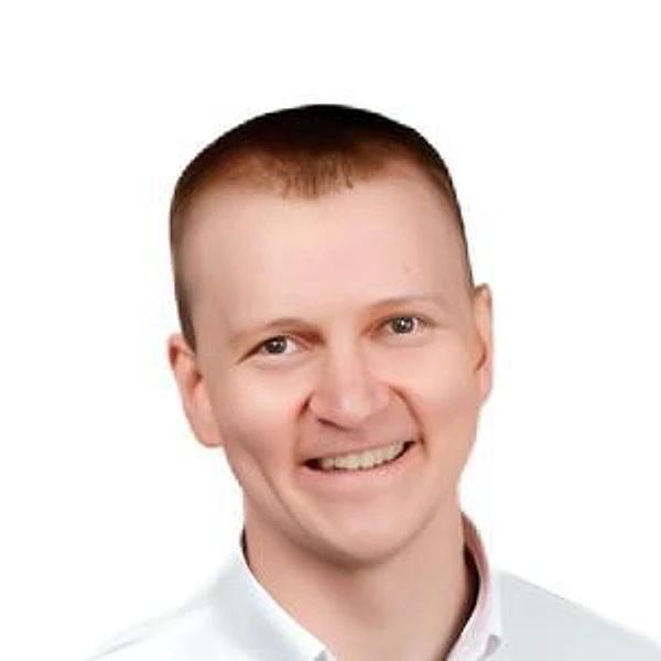 Лялюк Александр Сергеевич — Стоматолог-хирург, Стоматолог-имплантолог, Москва