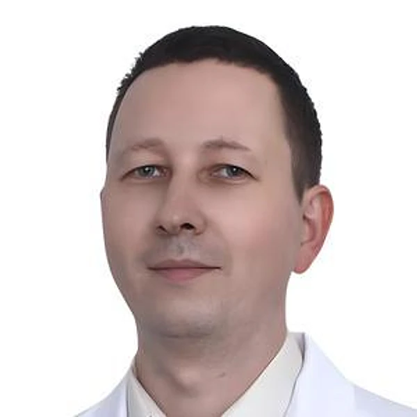 Иващенко Роман Александрович — Рентгенолог, Москва