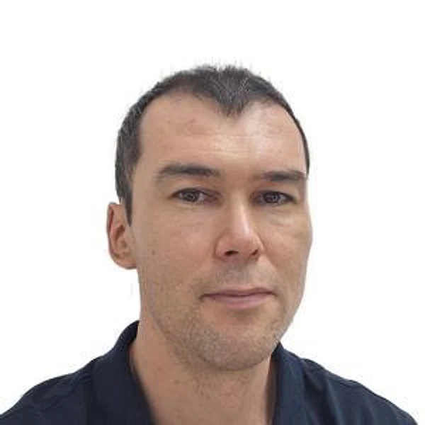 Каримов Булат Кабирович — Челюстно-лицевой хирург, Москва
