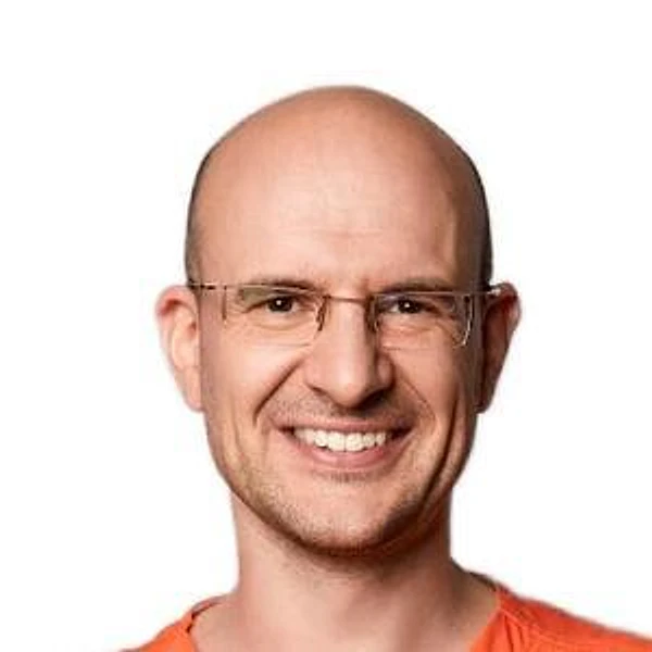 Пономарев Олег Юрьевич — Стоматолог-хирург, Стоматолог-имплантолог, Санкт-Петербург