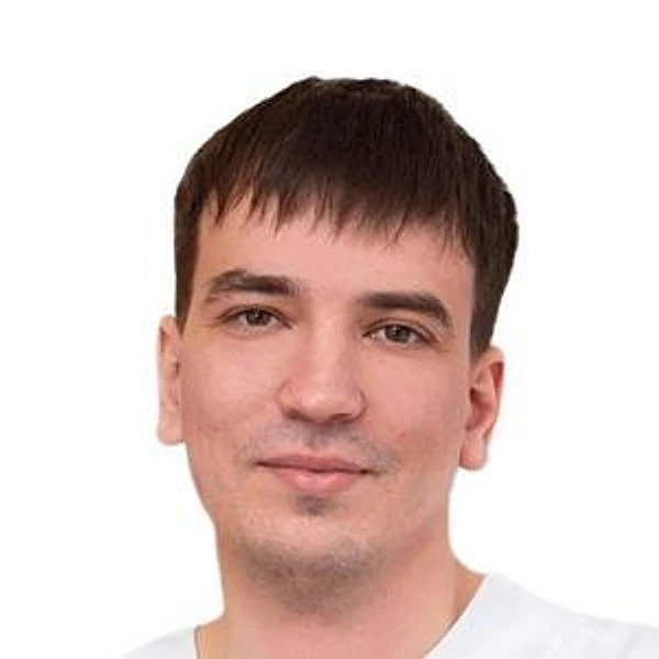 Тайчинов Роман Владиславович — Стоматолог, Тюмень