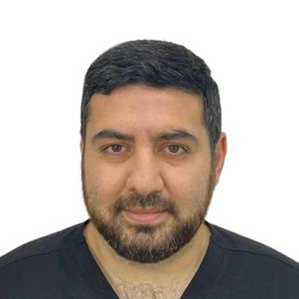 Арустамов Армен Степанович — Стоматолог-ортопед, Ростов-на-Дону