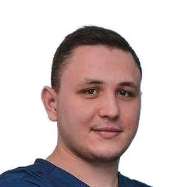 Фомичев Роман Олегович — Пародонтолог, Стоматолог, Стоматолог-имплантолог, Стоматолог-хирург, Краснодар