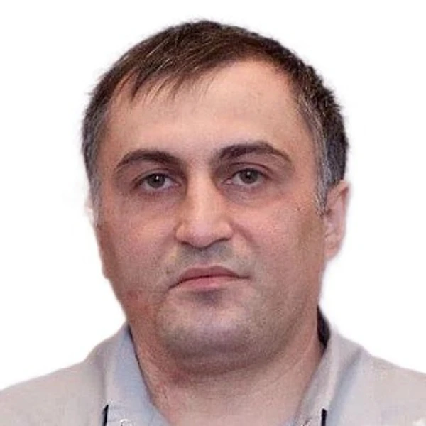 Бегретов Тимур Безрукович — Онколог, Нальчик