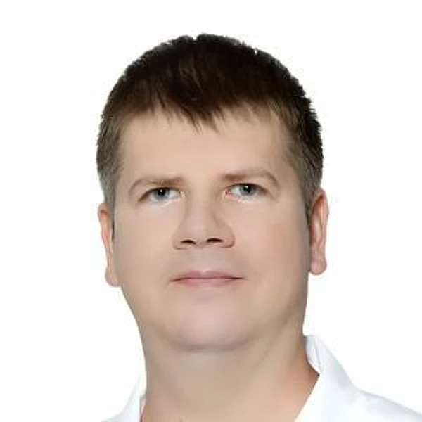 Старченков Денис Константинович — Мануальный терапевт, Остеопат, Санкт-Петербург