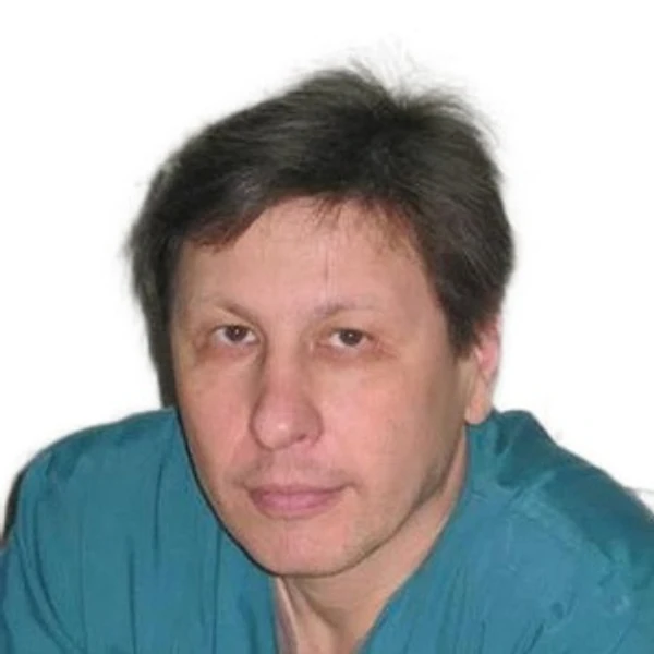 Савинов Пётр Анатольевич — Хирург, Волгоград