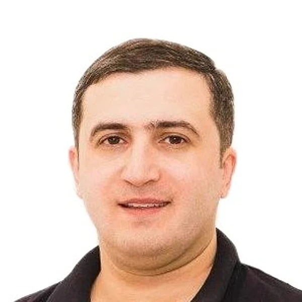 Вердиян Артур Владимирович — Стоматолог-ортопед, Реутов