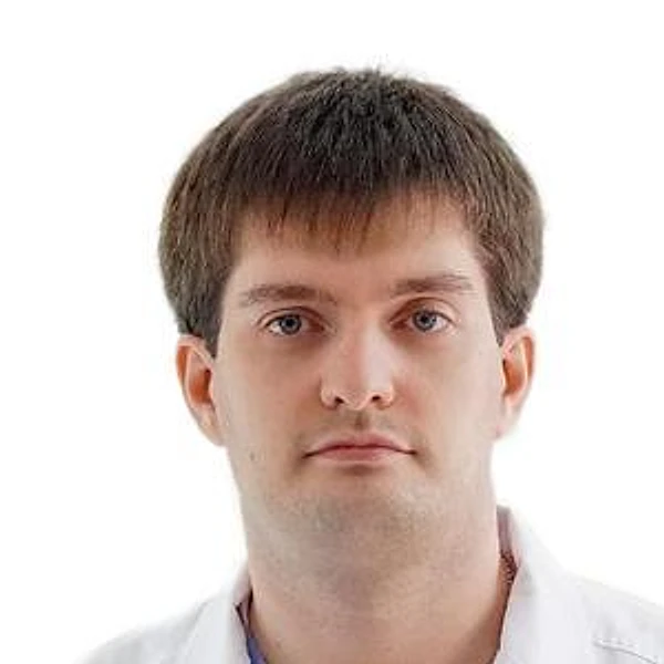 Николаенко Михаил Сергеевич — Нейрохирург, Санкт-Петербург