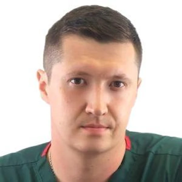 Камалов Роман Маратович — Хирург, Екатеринбург