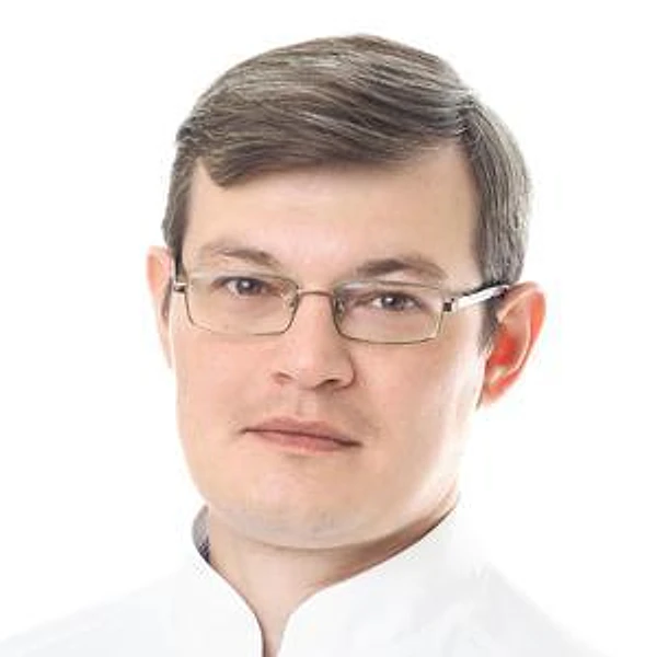 Кузнецов Арсений Михайлович — Сосудистый хирург (ангиохирург), Флеболог, Екатеринбург