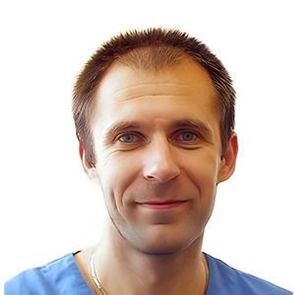 Сухоруков Максим Анатольевич — Хирург, Калининград