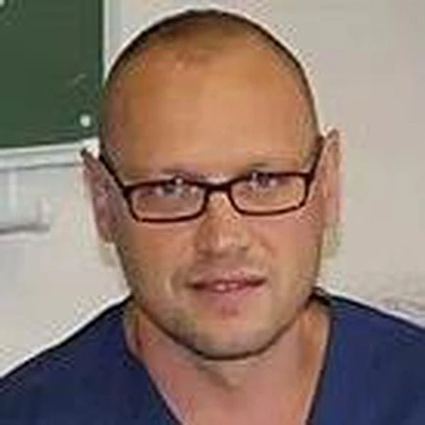 Ксенофонтов Максим Алексеевич — Ортопед, Травматолог, Санкт-Петербург