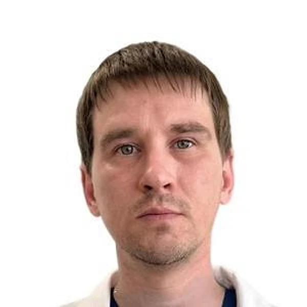 Стариков Артём Андреевич — Хирург, Эндоскопист, Новосибирск