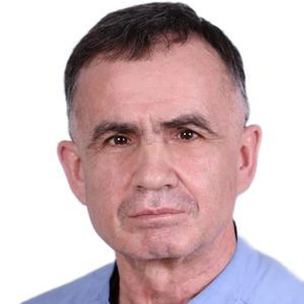Мурадымов Рамиль Шамилович — Стоматолог-ортопед, с. Батырево