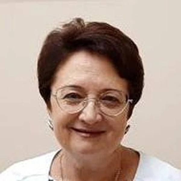 Поважная Ирина Ярославовна — Педиатр, Псков