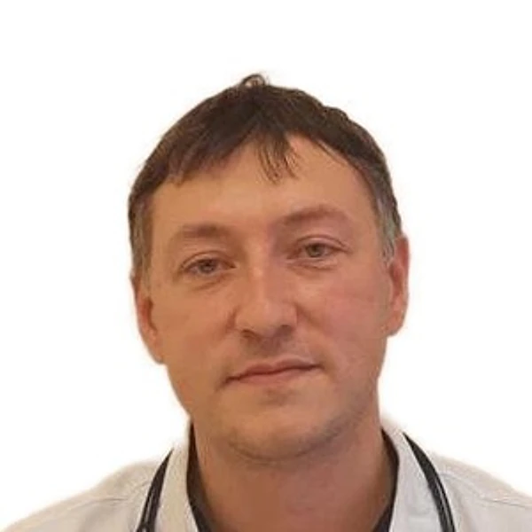 Денисов Максим Викторович — Педиатр, Псков