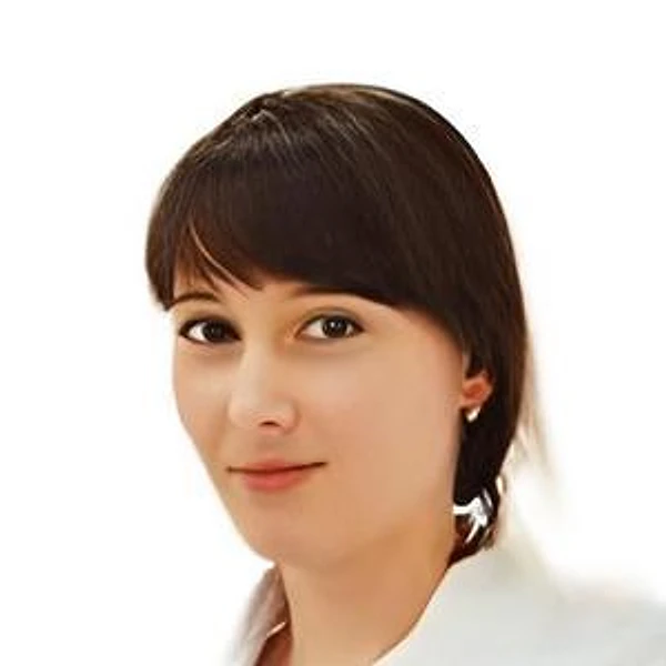 Вечерская Елена Михайловна — Стоматолог, Псков