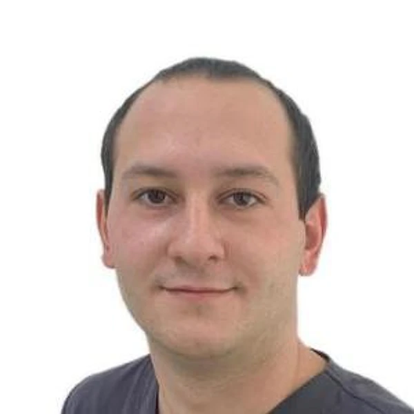 Ермоленко Олег Игоревич — Стоматолог, ст. Павловская