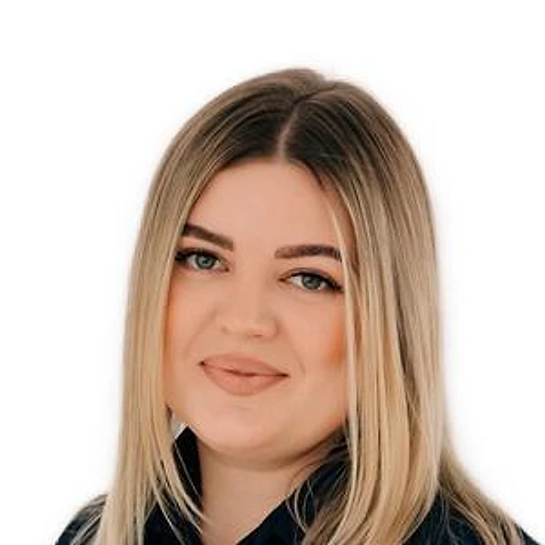 Привалова Ксения Андреевна — Стоматолог, Пародонтолог, Стоматолог-эндодонтист, Кемерово