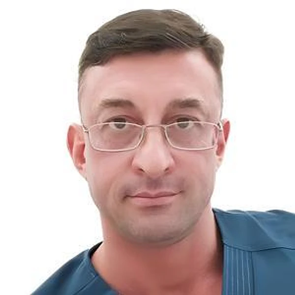 Суховерхов Роман Игоревич — Хирург, Пластический хирург, Проктолог (колопроктолог), Флеболог, Москва