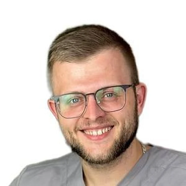 Кузенков Степан Александрович — Стоматолог-хирург, Стоматолог-имплантолог, Волгоград
