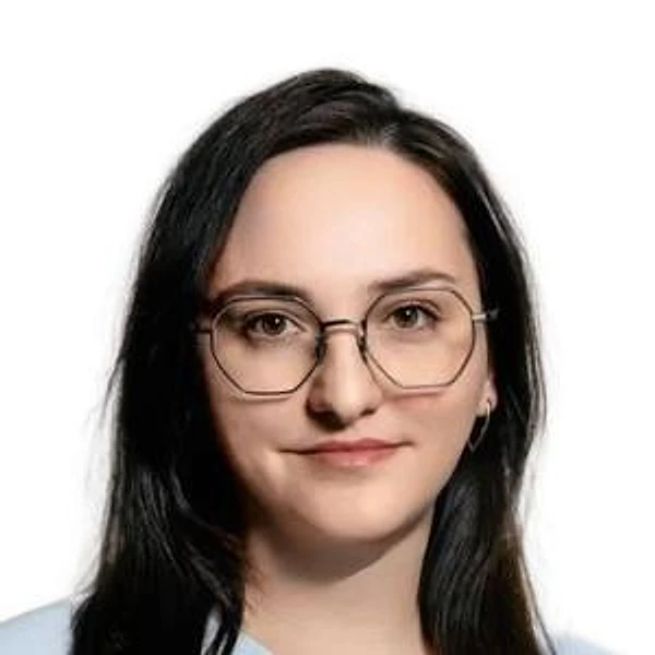 Новикова Алина Александровна — Нефролог, Гематолог, Терапевт, Саратов