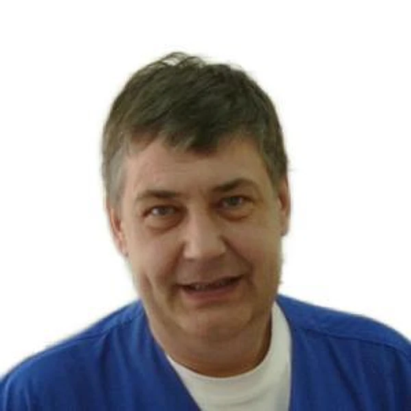 Шульмак Станислав Юрьевич — Стоматолог-ортопед, Красноярск