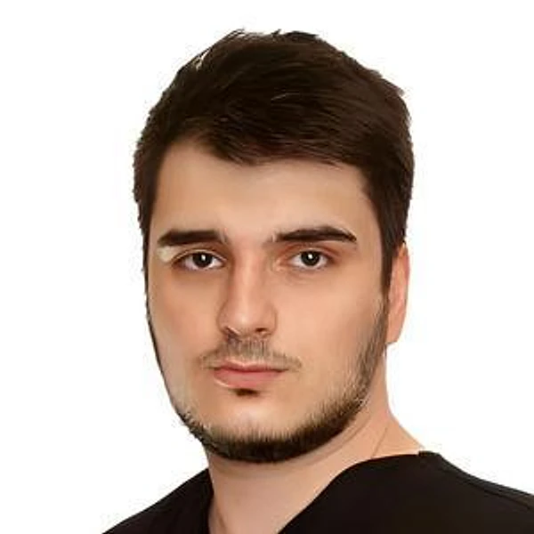 Магомедов Артур Алексеевич — Челюстно-лицевой хирург, Стоматолог-имплантолог, Стоматолог-хирург, Санкт-Петербург