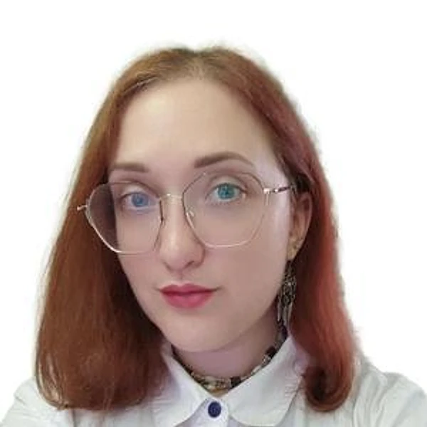Титова Алина Викторовна — Офтальмолог (окулист), Саратов