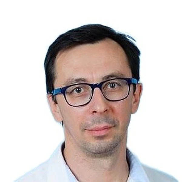 Петров Евгений Александрович — Стоматолог-хирург, Иркутск