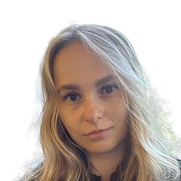 Кузьменкова Виктория Дмитриевна — Стоматолог-хирург, Стоматолог-имплантолог, Смоленск