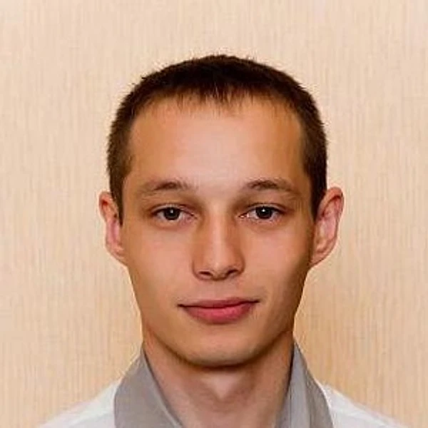 Сабитов Радмир Маратович — Стоматолог, Краснотурьинск