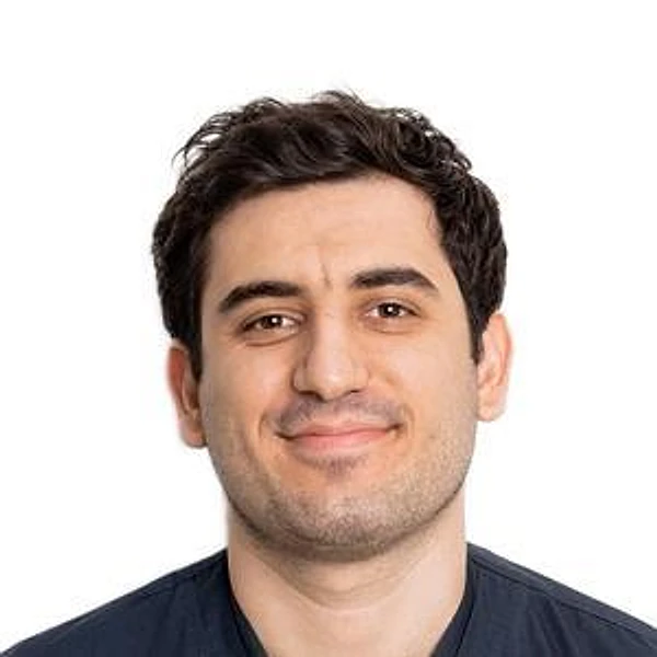 Гайвазов Тимур Алиевич — Стоматолог-имплантолог, Стоматолог-хирург, Екатеринбург