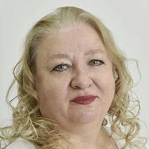 Рева Елена Алексеевна — Офтальмолог (окулист), Симферополь