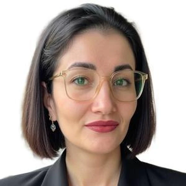 Агаханова Юлия Валерьевна — Акушер, Лобня