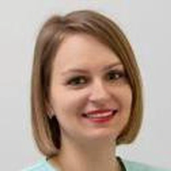 Неронова Кристина Сергеевна — Стоматолог, Стоматолог-эндодонтист, Санкт-Петербург