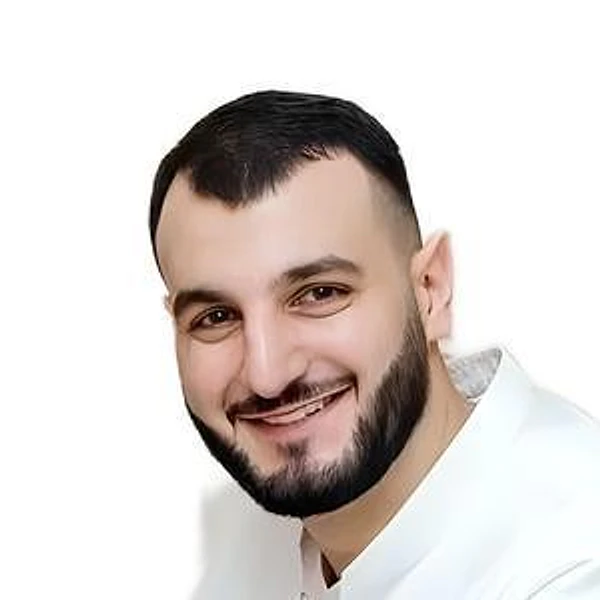 Арутюнян Корюн Атомович — Пластический хирург, Новосибирск