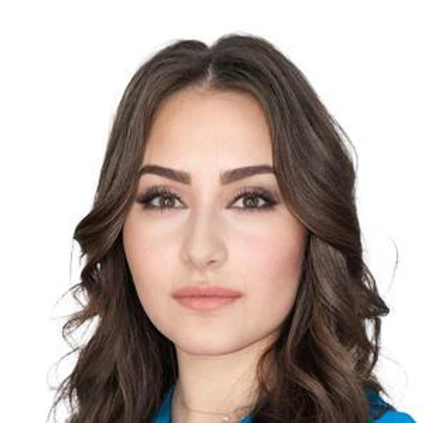 Оганесянц Наира Артуровна — Стоматолог, Мытищи