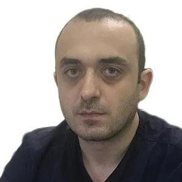Аракелян Севак Левонович — Нейрохирург, Москва