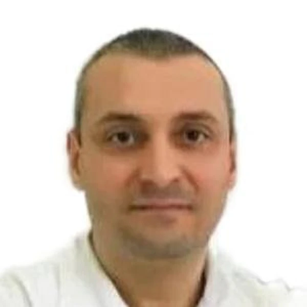 Айрапетян Айк Александрович — Стоматолог, Армавир
