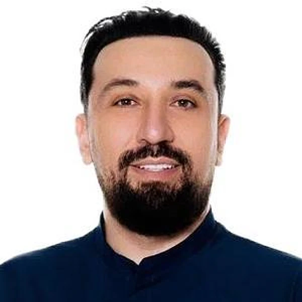 Варданян Варужан Артурович — Стоматолог-имплантолог, Стоматолог-ортопед, Краснодар