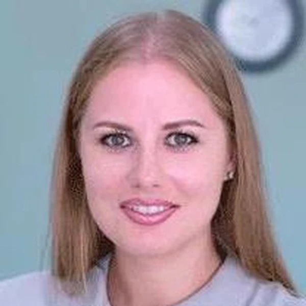 Ткаченко Анна Игоревна — Стоматолог, Севастополь
