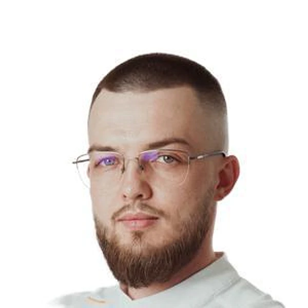 Аджамов Константин Юрьевич — Стоматолог, Омск