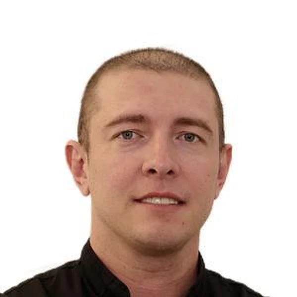 Миронов Денис Олегович — Стоматолог-имплантолог, Стоматолог-ортопед, Стоматолог-хирург, Пенза