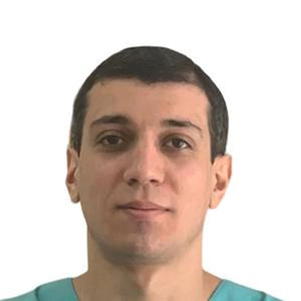 Амирханян Михаил Артурович — Стоматолог-хирург, Стоматолог, Стоматолог-имплантолог, Ставрополь