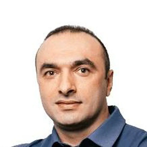 Агаджанян Бениамин Яковлевич — Детский стоматолог, Ставрополь