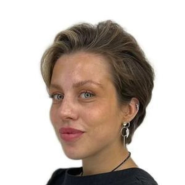 Самоцветова Анастасия Олеговна — Стоматолог, Пародонтолог, Москва